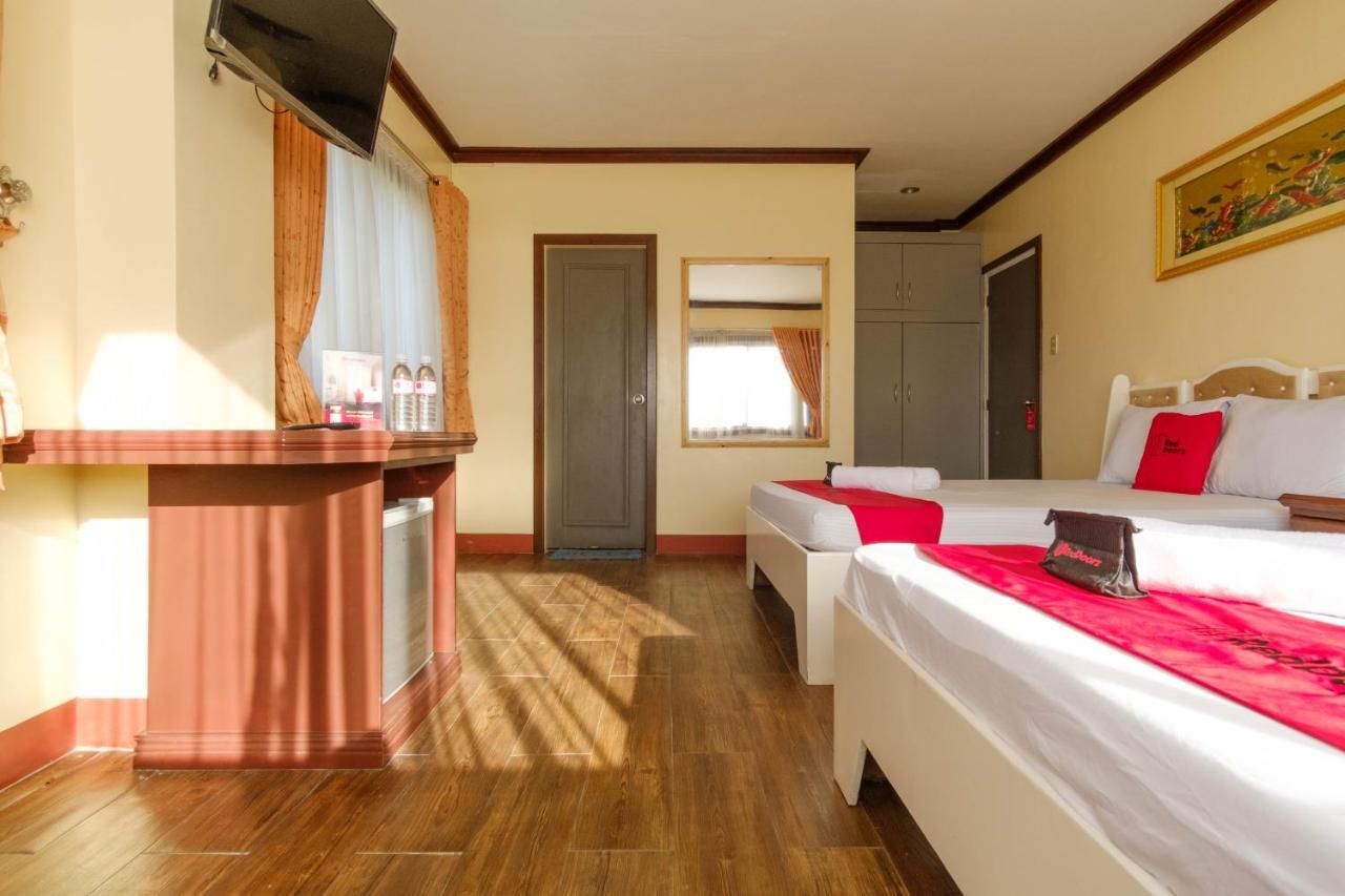Reddoorz Plus @ Seaborne Hotel Subic Zambales Exterior photo
